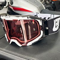 Очки кроссовые LEATT Velocity 6.5 Cryztal White Rose 32 VLT 8025200200 фото сбоку | Moto-Bazar