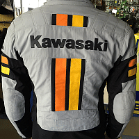 картинка Куртка KAWASAKI текстиль VENICE JACKET- FEM GREY L/48 от магазина moto-bazar61.ru