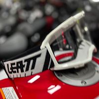 Очки кроссовые LEATT Vizion 2.5 White Clear 90 VLT 8025250470 фото сбоку | Moto-Bazar